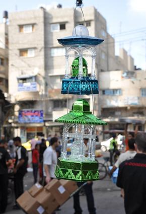رمضان في فلسطين: النكهة مختلفة رغم الأوضاع الصعبة